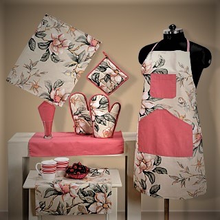MItts and Aprons